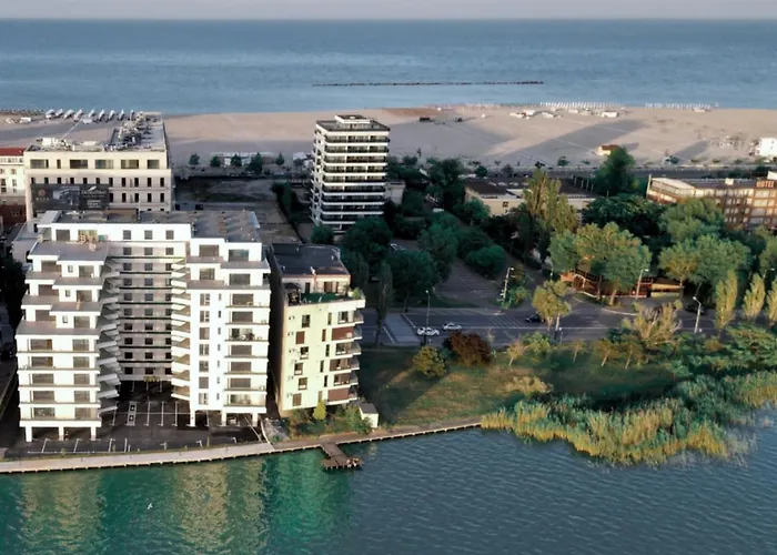 Ianmamaia Апартаменты